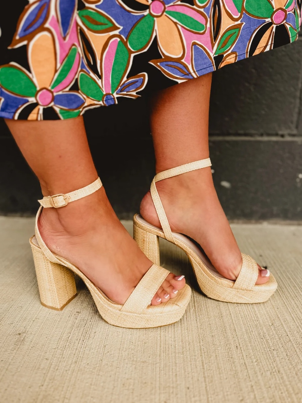 Express raffia platform ankle
Strap open toe heels tan cream